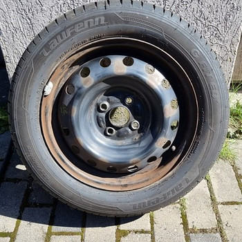185/60R15 стальные диски Laufenn