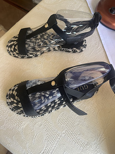 Guess sandaalid (3 foto / 6)