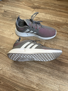 Кроссовки Adidas , 36 (2 фото из 5)