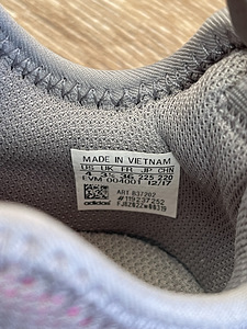 Кроссовки Adidas , 36 (5 фото из 5)