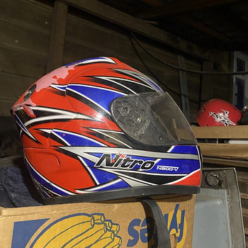 Kiiver Nitro n 900-v