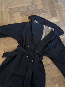 Uus Gucci jakk, originaal kangas ja vooder S suurus (1 foto / 3)