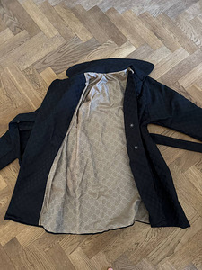 Uus Gucci jakk, originaal kangas ja vooder S suurus (2 foto / 3)