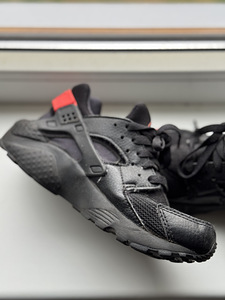 Nike tossud sneakers 35,5 suurus väga heas olimorras (1 foto / 4)