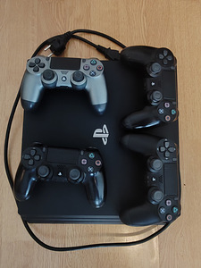 Sony PS4 Pro (1 foto / 1)