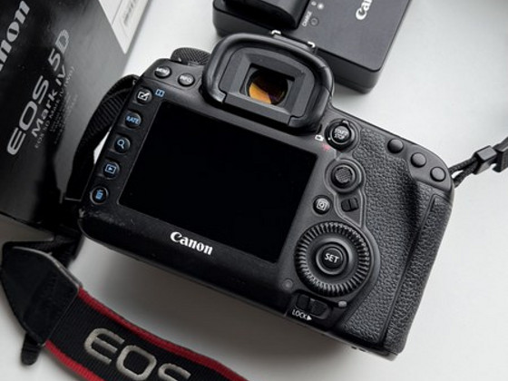 Canon 5d mark lV