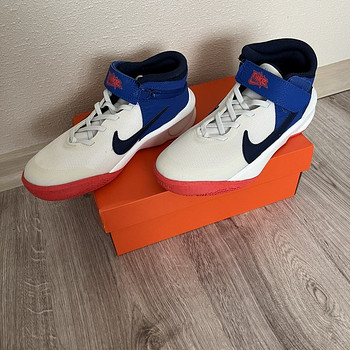 NIKE tossud suurus 38,5