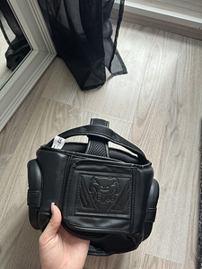 Продаю инвентарь (3 фото из 5)