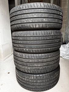Продаю шину Michelin (1 фото из 3)