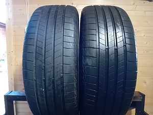 Продаются летние шины Bridgestone Turanza eco, 235/45/21 (1 фото из 1)