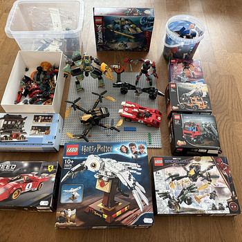 8 Lego komplektid +alus