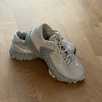 Kõrvpalli tossud Nike Zoom Freak 4EP, s. 38,5