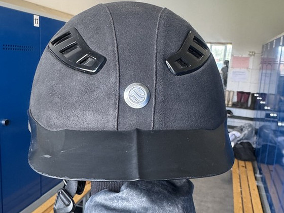 Back on track EQ3 Lynx microfibre ridding helmet 54-58 size