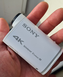 Sony fdr-x1000v (2 foto / 7)