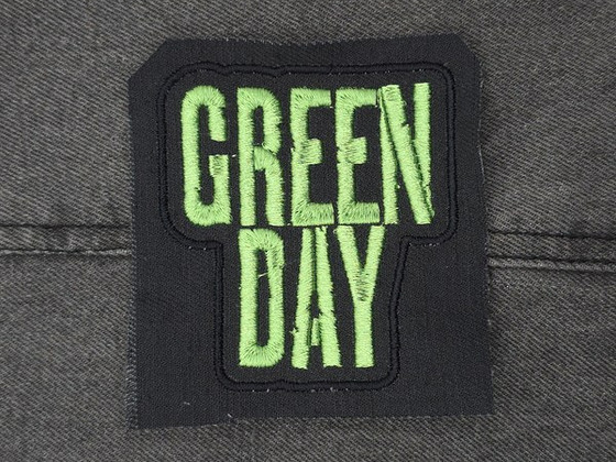 Вышитая нашивка с логотипом группы Green Day