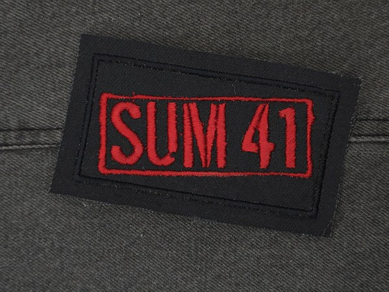 Вышитая нашивка Sum 41