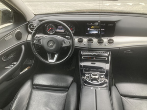 Mercedes (5 фото из 8)