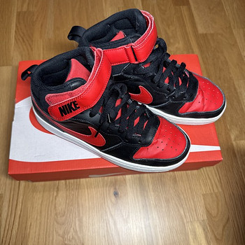 Nike 37,5 (23,5)