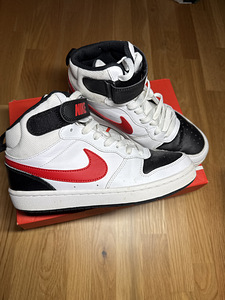 Nike 37,5 (23,5) (1 фото из 7)
