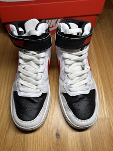 Nike 37,5 (23,5) (3 фото из 7)