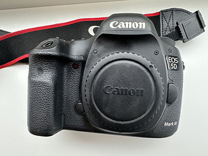 Canon EOS 5D Mark III, Gitzo GT2530, Speedlite 430EX II etc. (1 фото из 6)