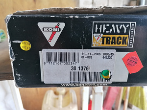Регулируемые задние амортизаторы на джип Koni 4x4 Hevy Track (3 фото из 3)