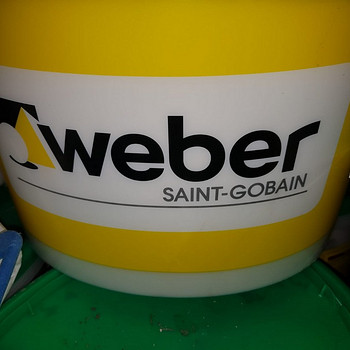 Weber.pas 481, valge AquaBalance 1,5mm K silikoonkrohv 25kg