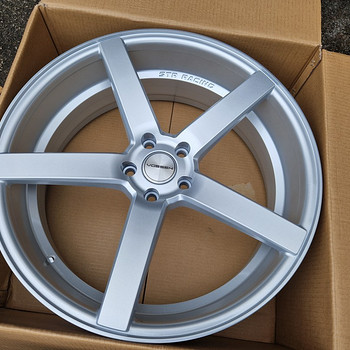 R22 Vossen различные 5x120 - НОВЫЕ