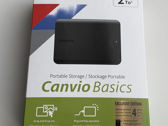 Toshiba Canvio Basics 2TB , Black