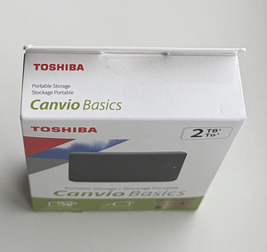 Toshiba Canvio Basics 2TB , Black (5 foto / 5)