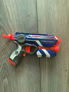 Nerf (1 foto / 1)