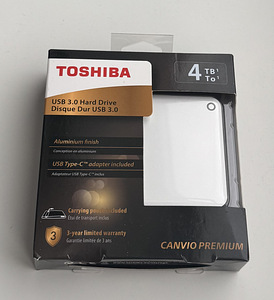 Toshiba Canvio Premium 4TB, USB 3.0 , Silver (1 фото из 5)