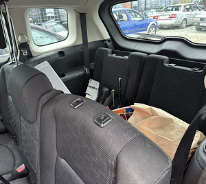 MAZDA 5 1,8 BENSIIN VARUOSAD (7 foto / 9)