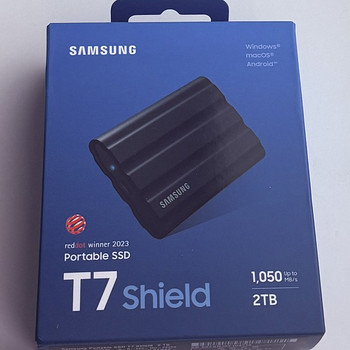 Samsung T7 Shield 2TB USB-C 3.2 (Gen 2) , Black