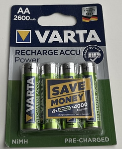 Varta AA / AAA / D 200/800/1000/2100/2600/3000 mAh (1 foto / 8)