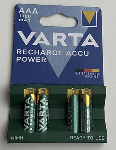 Varta AA / AAA / D 200/800/1000/2100/2600/3000 mAh (4 foto / 8)
