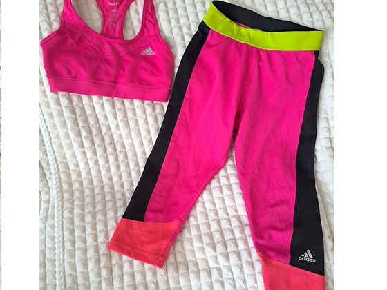 Adidas красивые спортивные одежды, р. XS и S