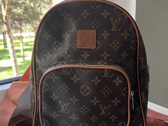 Seljakott Louis Vuitton mitteoriginaalne