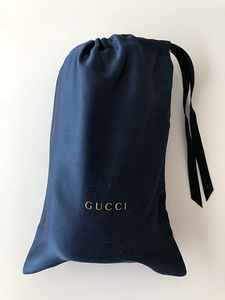 Очки солнцезащитные GUCCI (7 фото из 8)