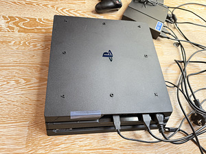 Sony PlayStation 4 Pro 1 TB Mängukonsool (1 foto / 3)