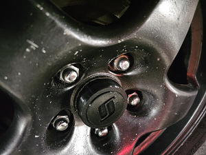Nissan gtr skyline forged wheels w/studded winter tires,TPMS (4 foto / 10)