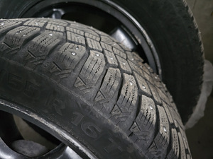 Nissan gtr skyline forged wheels w/studded winter tires,TPMS (7 foto / 10)