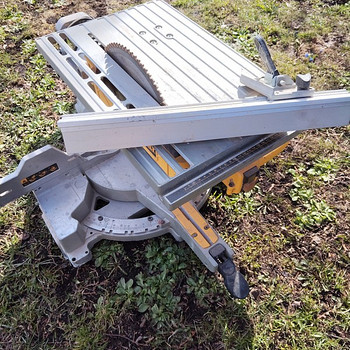 Müüa DEWALT ketassaag