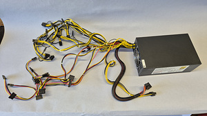 Toiteplokk (PSU) VIC-1650, Yorjim LY-1800K, Zumax ZU-1850W (8 foto / 10)