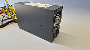 Toiteplokk (PSU) VIC-1650, Yorjim LY-1800K, Zumax ZU-1850W (10 foto / 10)