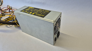 Toiteplokk (PSU) VIC-1650, Yorjim LY-1800K, Zumax ZU-1850W (6 foto / 10)