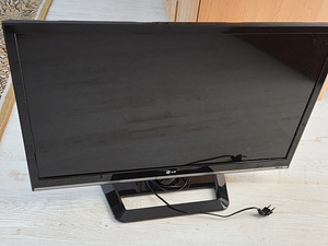 Телевизор LG 32 (1 фото из 3)