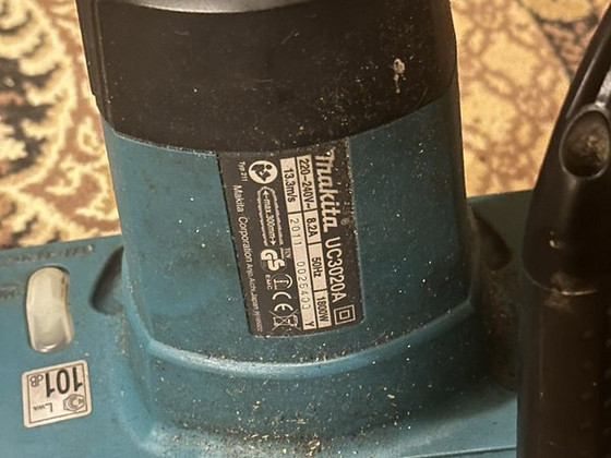 Электро пила makita