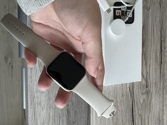 Apple Watch SE (Gen 2)