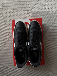 NIKE AIR FORCE 1'07 (2 foto / 3)
